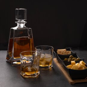 Karafa na whisky Imperial robust 0,78 l+2 sklenice, sada