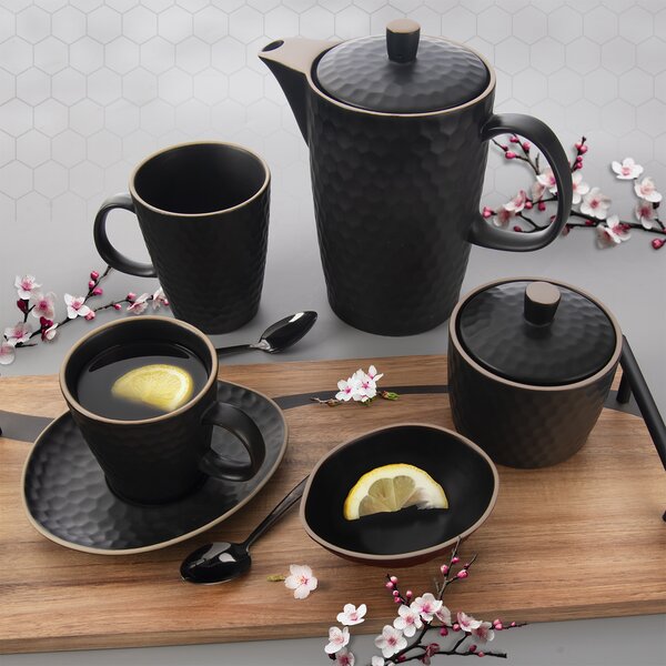 155404-129507-156013-155303-112437-tea-time.jpg